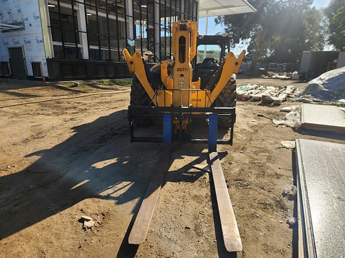 JCB 510-56 photo 10