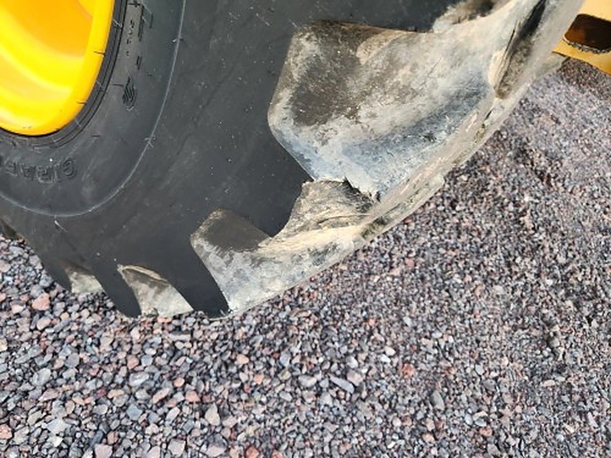 JCB 512-56 S photo 9