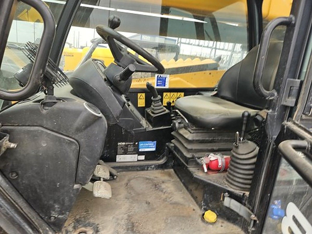 JCB 512-56 S photo 9