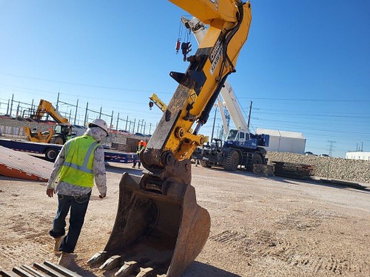 JCB JS220 photo 7