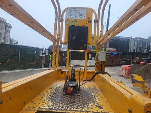 2018 JCB S1930E Scissor Lift 19' Electric