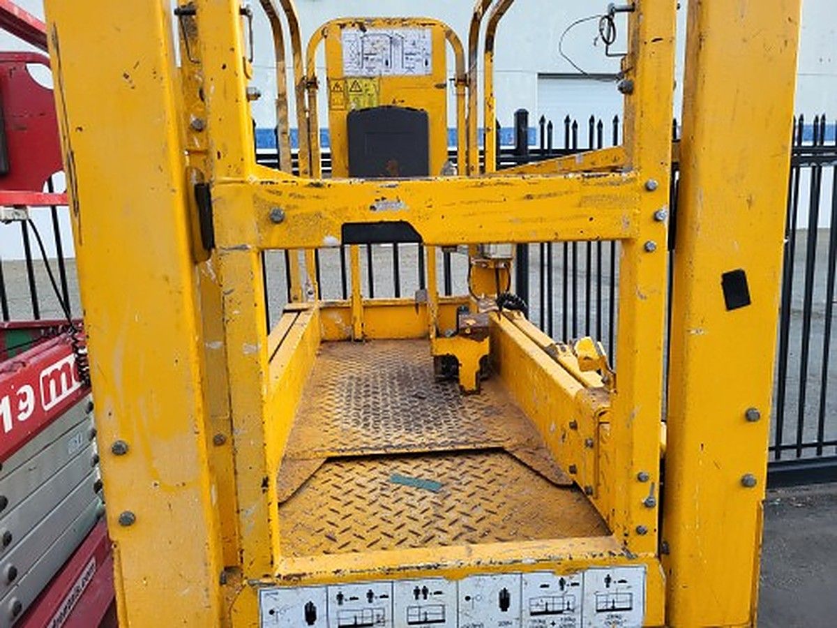 JCB S1930E photo 3
