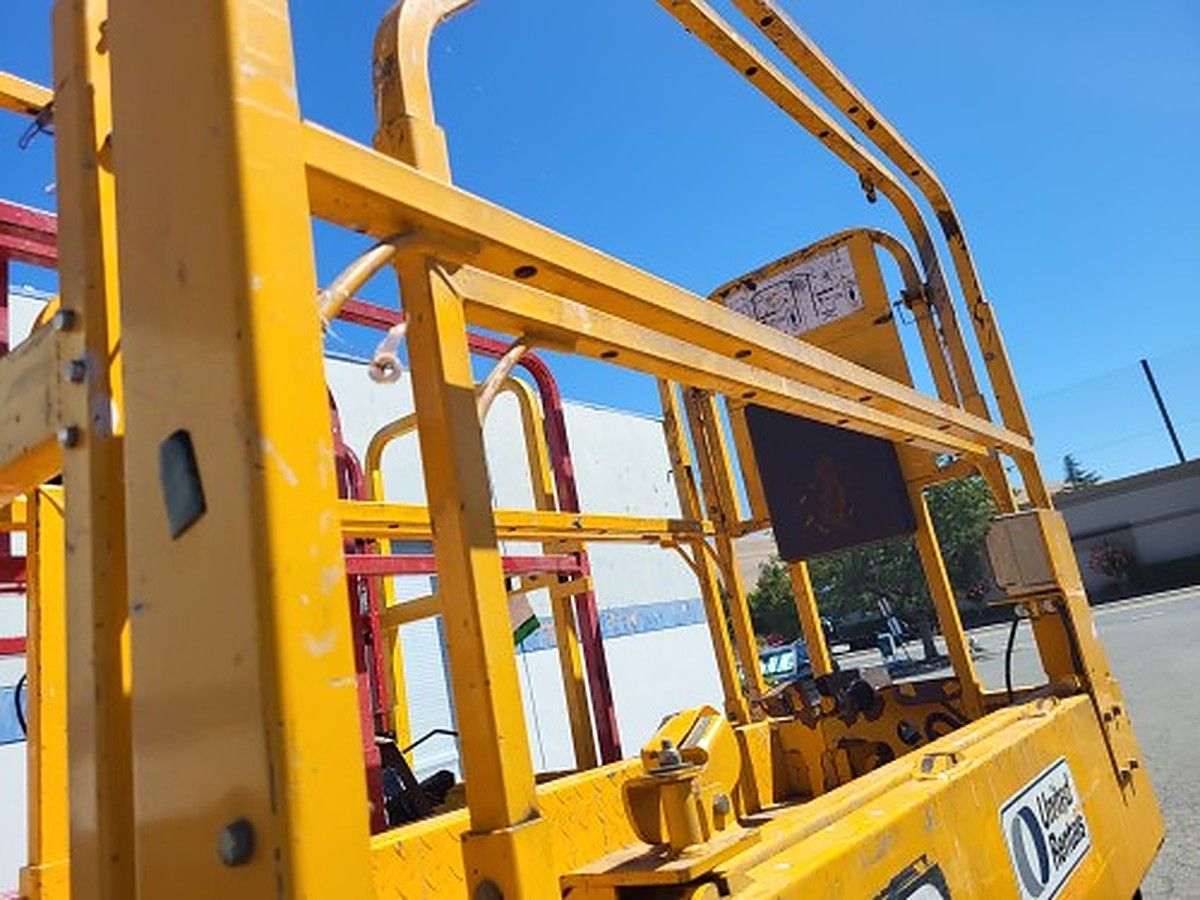 JCB S1930E photo 6