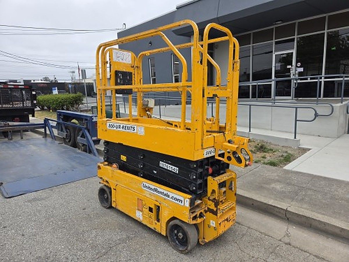 JCB S1930E photo 4
