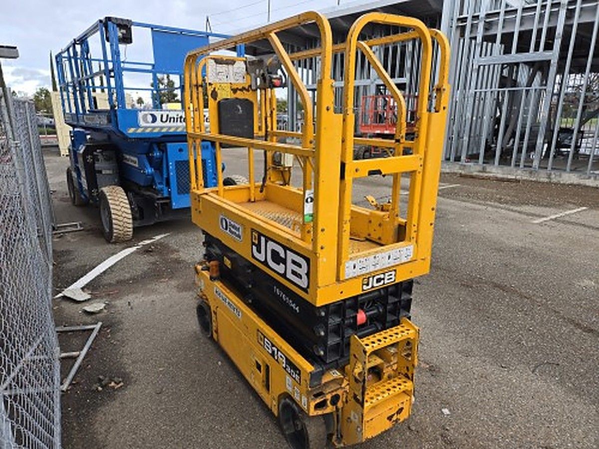JCB S1930E photo 2