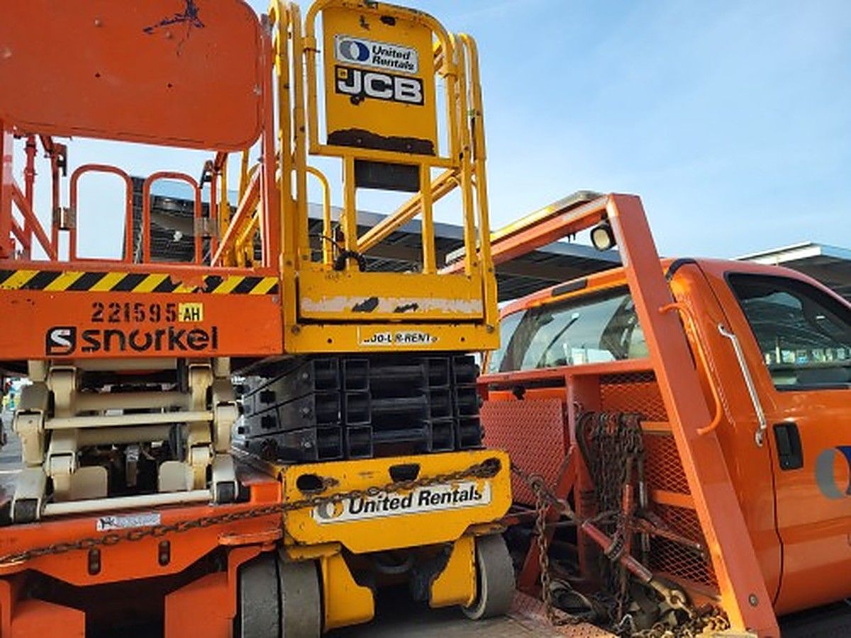 JCB S1930E photo 3