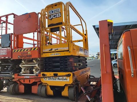 2018 JCB S1930E Scissor Lift 19' Electric