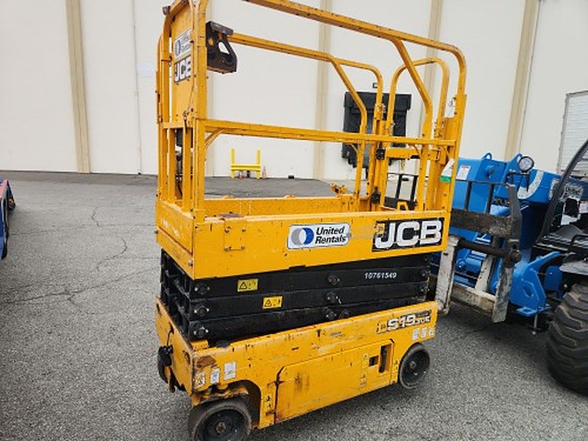 JCB S1930E photo 3