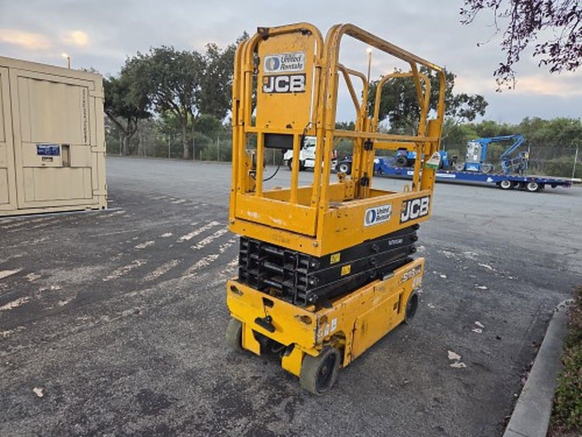 JCB S1930E photo 7