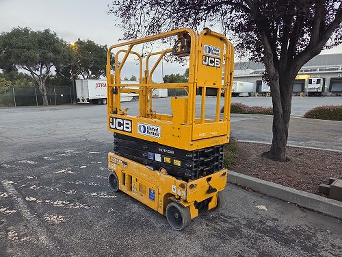 JCB S1930E photo 10