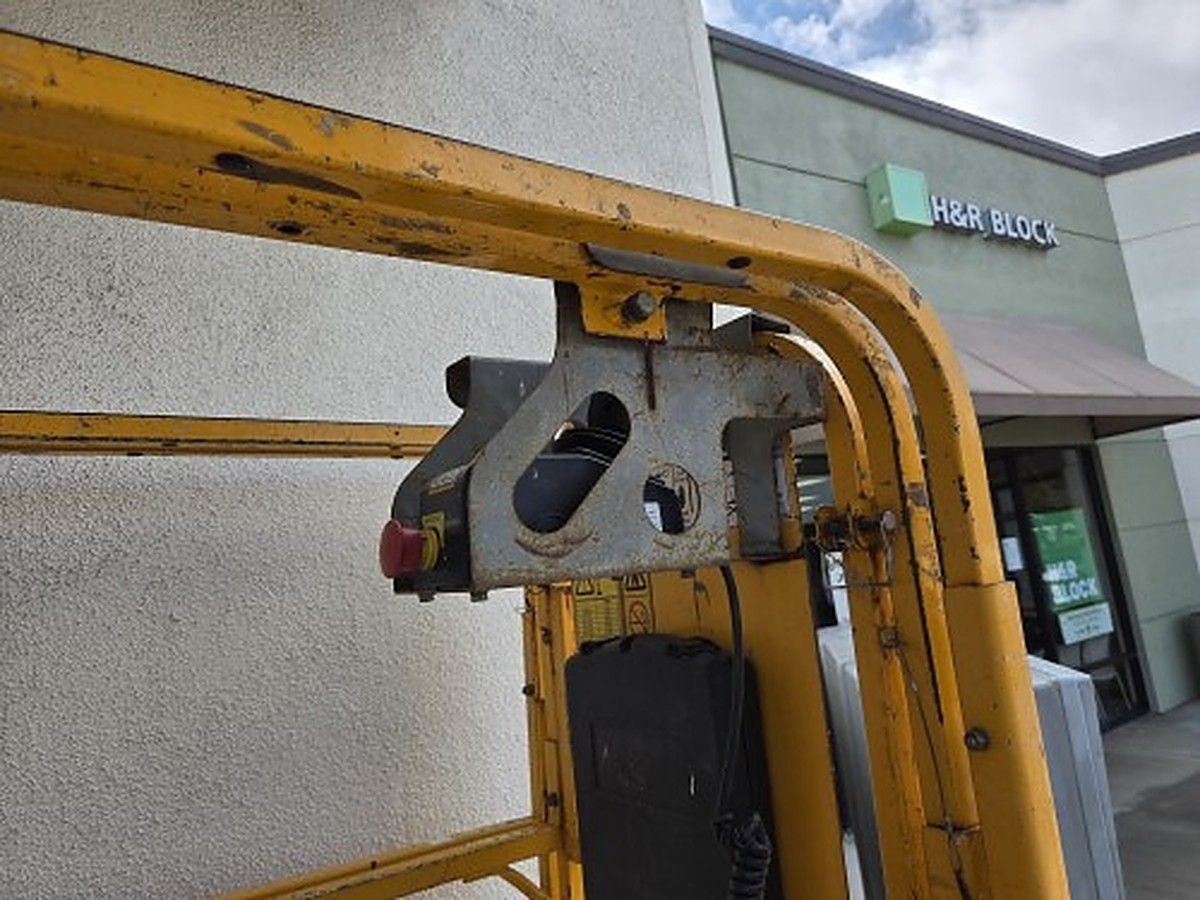 JCB S1930E photo 4