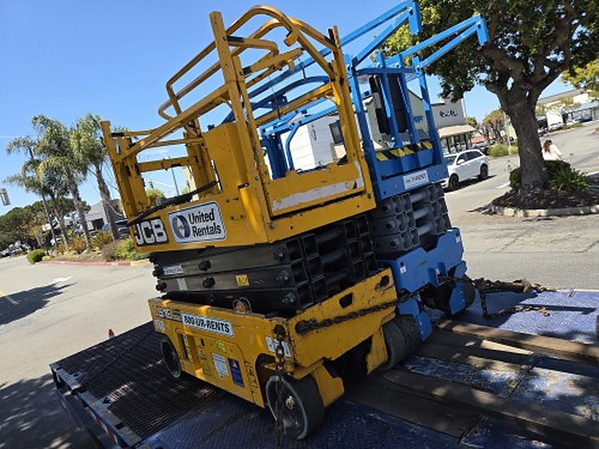 JCB S1930E photo 10