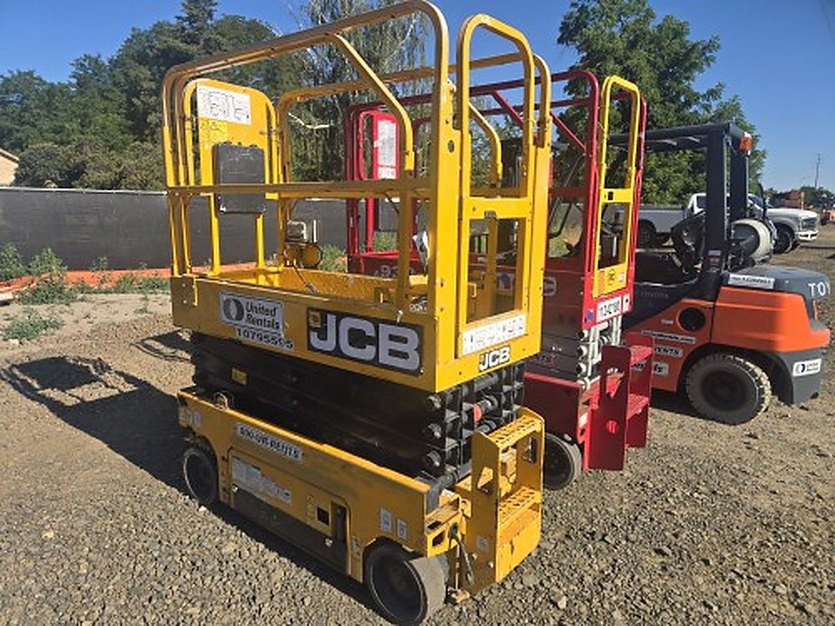 JCB S1930E photo 4