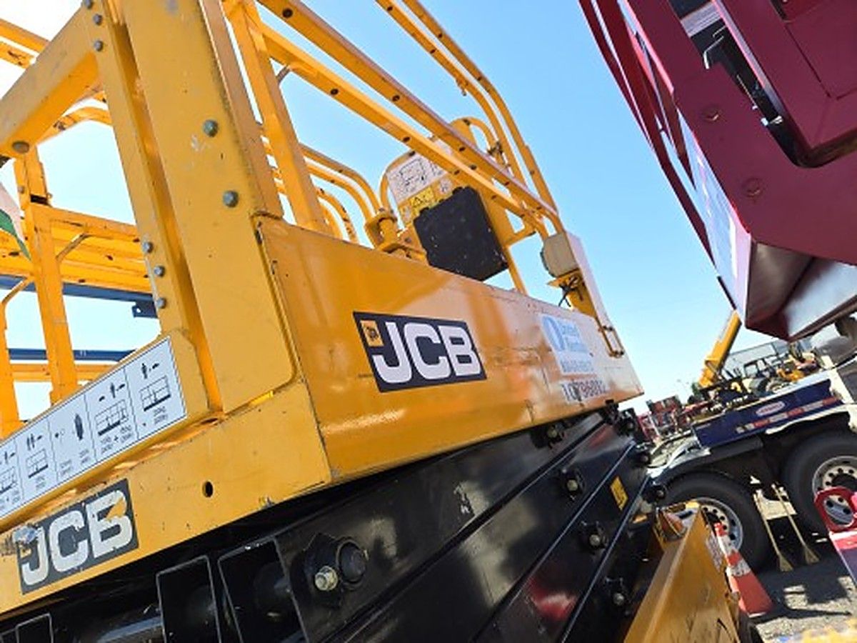 JCB S1930E photo 2