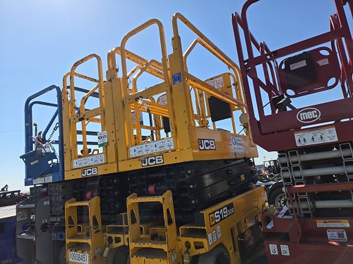 JCB S1930E photo 3