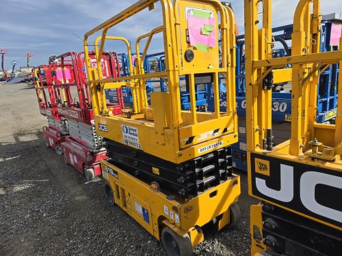 JCB S1930E photo 4