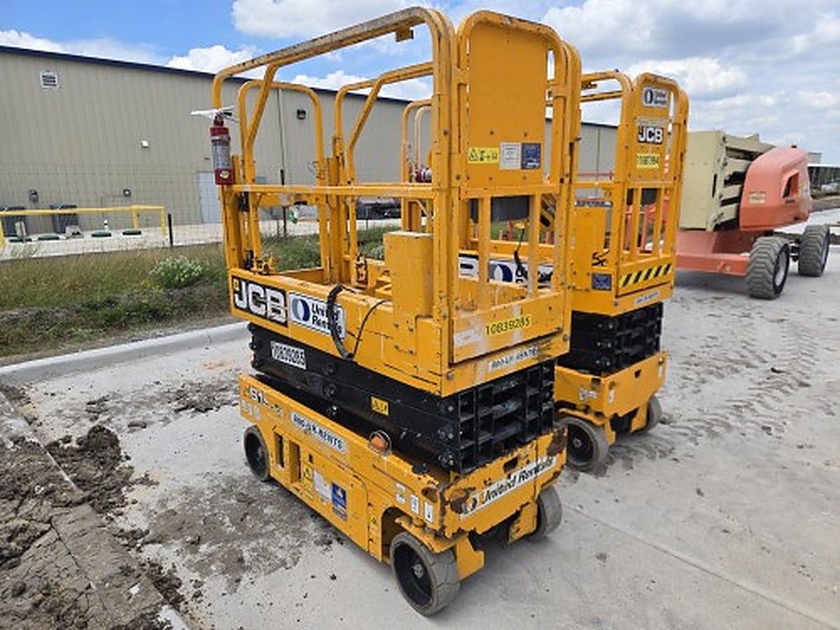 JCB S1930E photo 2