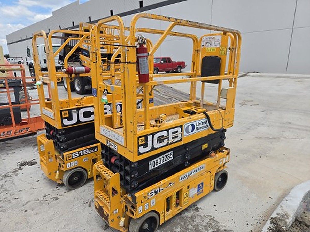 JCB S1930E photo 4
