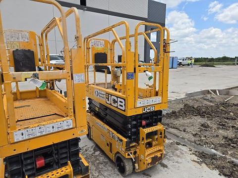 2018 JCB S1930E Scissor Lift 19' Electric