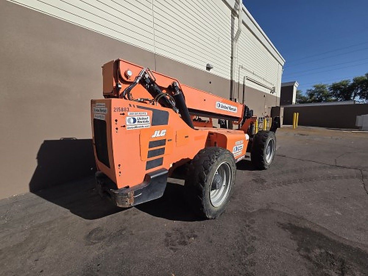 JLG 10054 photo 3