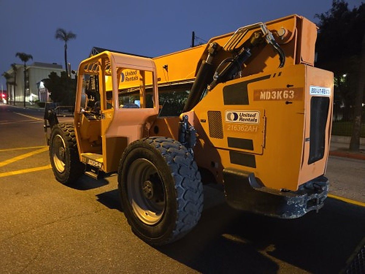 JLG 10054 photo 2
