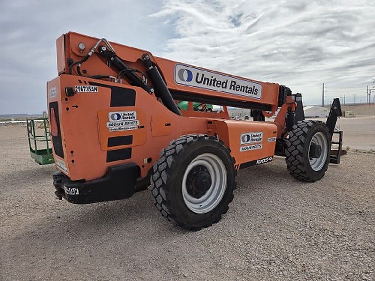JLG 10054 photo 2