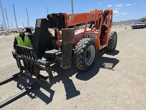 2018 JLG 10054 Forklift Variable Reach 10000# 50'-62'