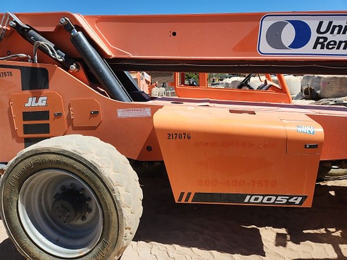 JLG 10054 photo 5
