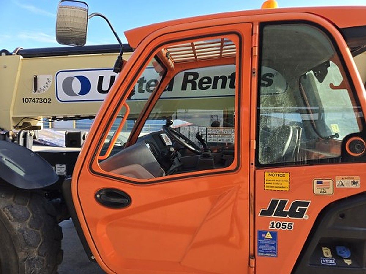 JLG 1055 photo 3