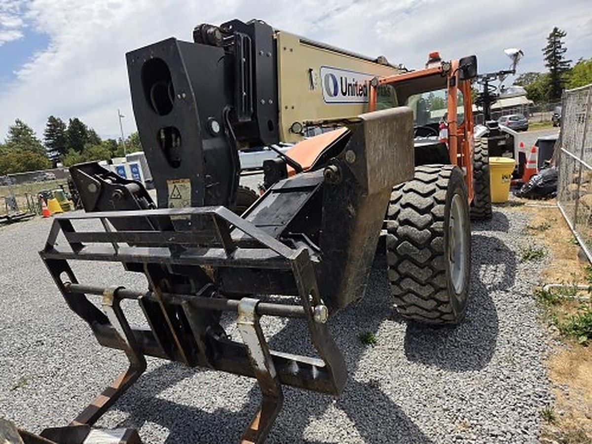 JLG 1055 photo 2