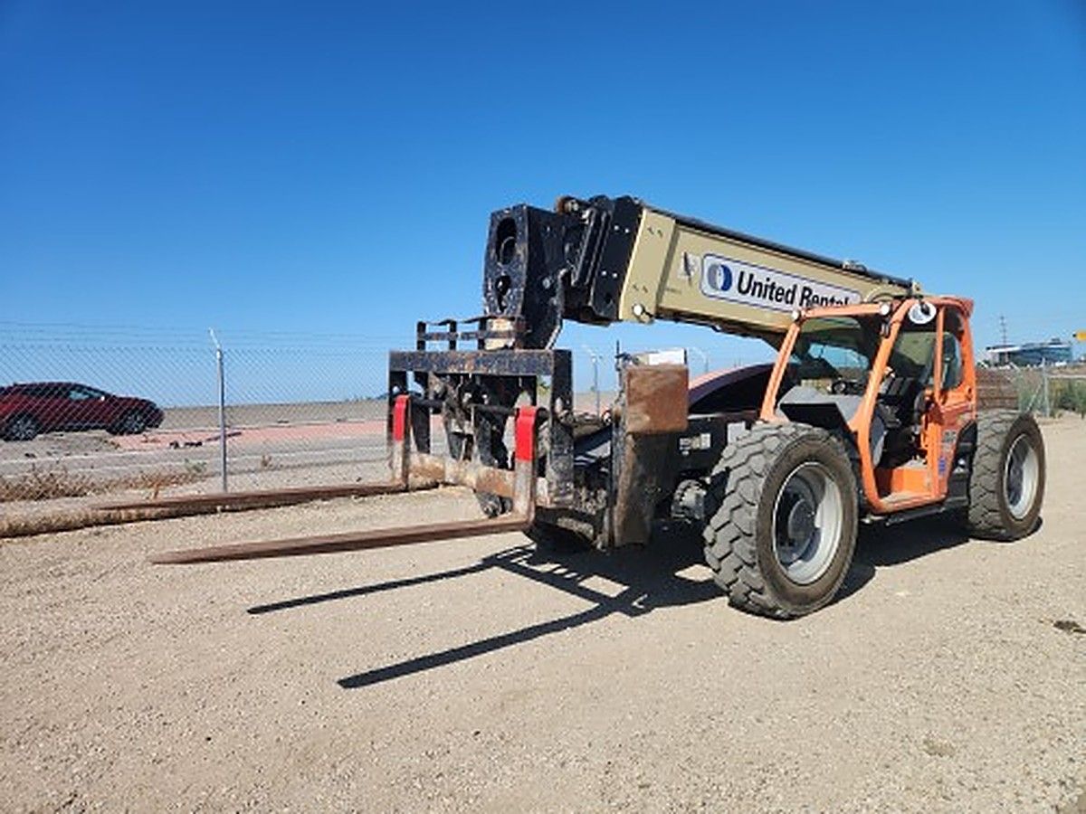 JLG 1055 photo 11