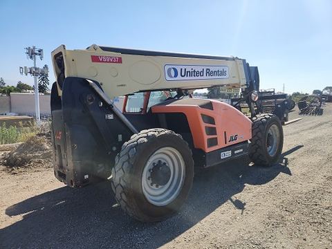 2018 JLG 1055 Forklift Variable Reach 10000# 50'-62'