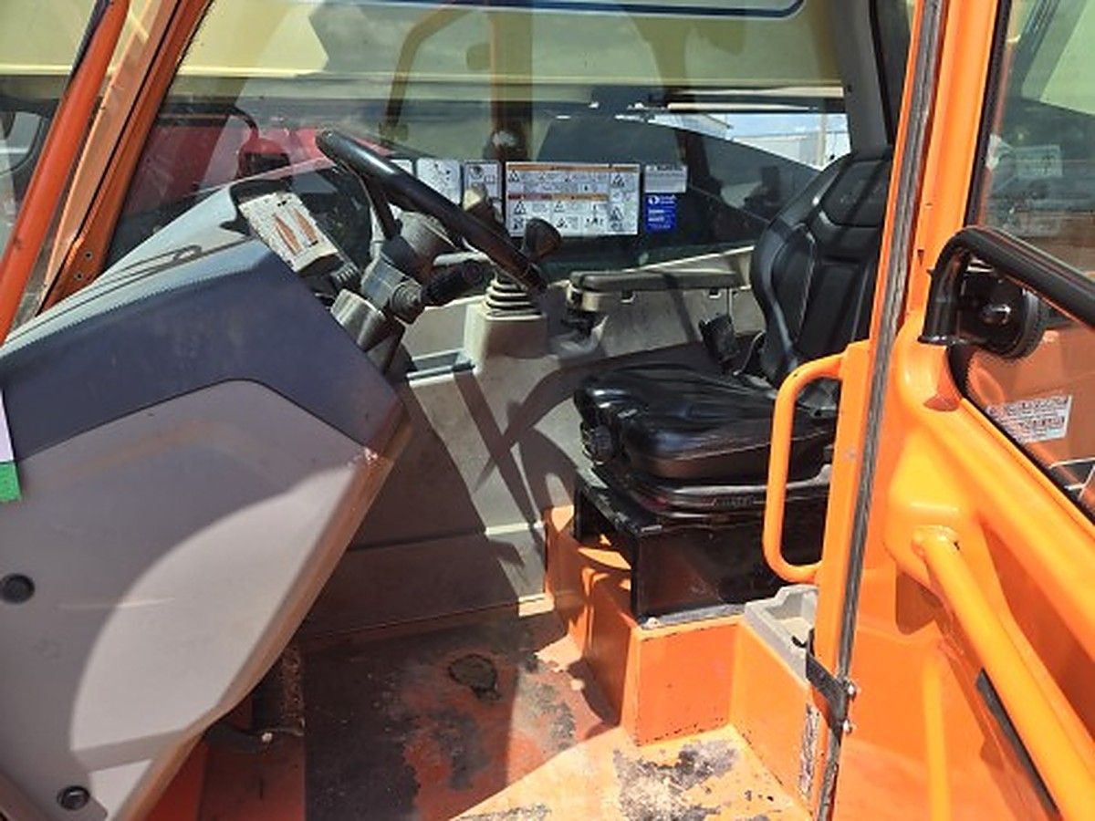 JLG 1055 photo 5