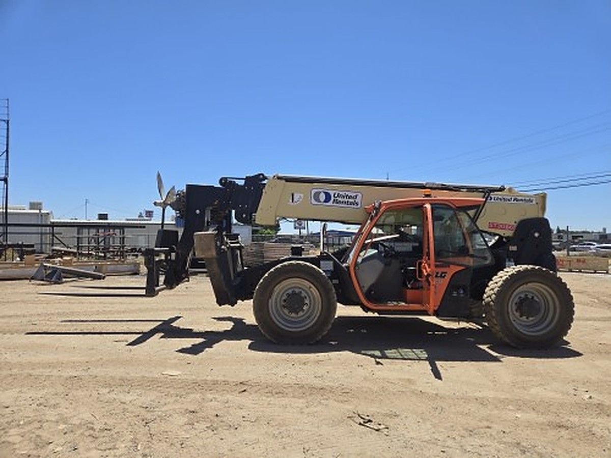 JLG 1055 photo 7