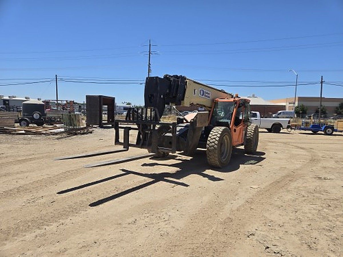 JLG 1055 photo 8