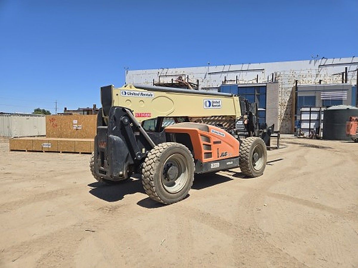 JLG 1055 photo 10