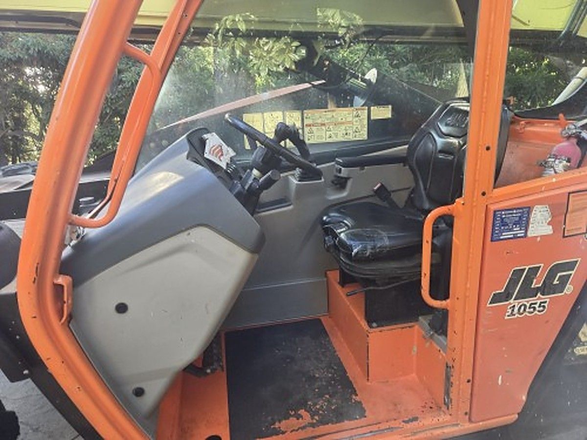 JLG 1055 photo 6