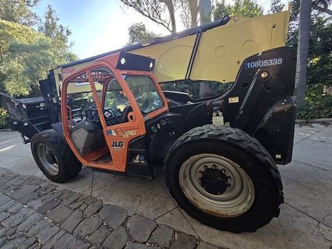 2018 JLG 1055 Forklift Variable Reach 10000# 50'-62'