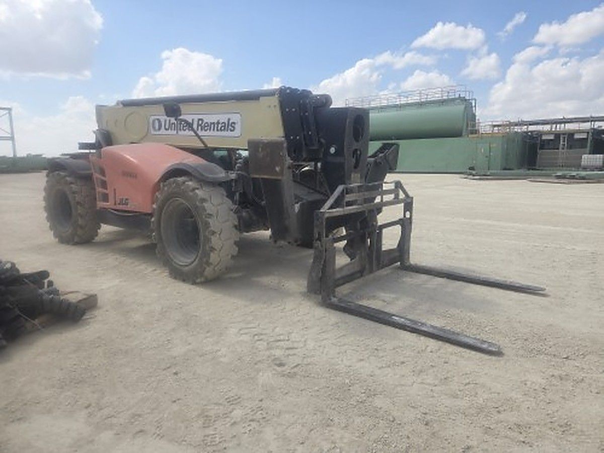 JLG 1055 photo 2