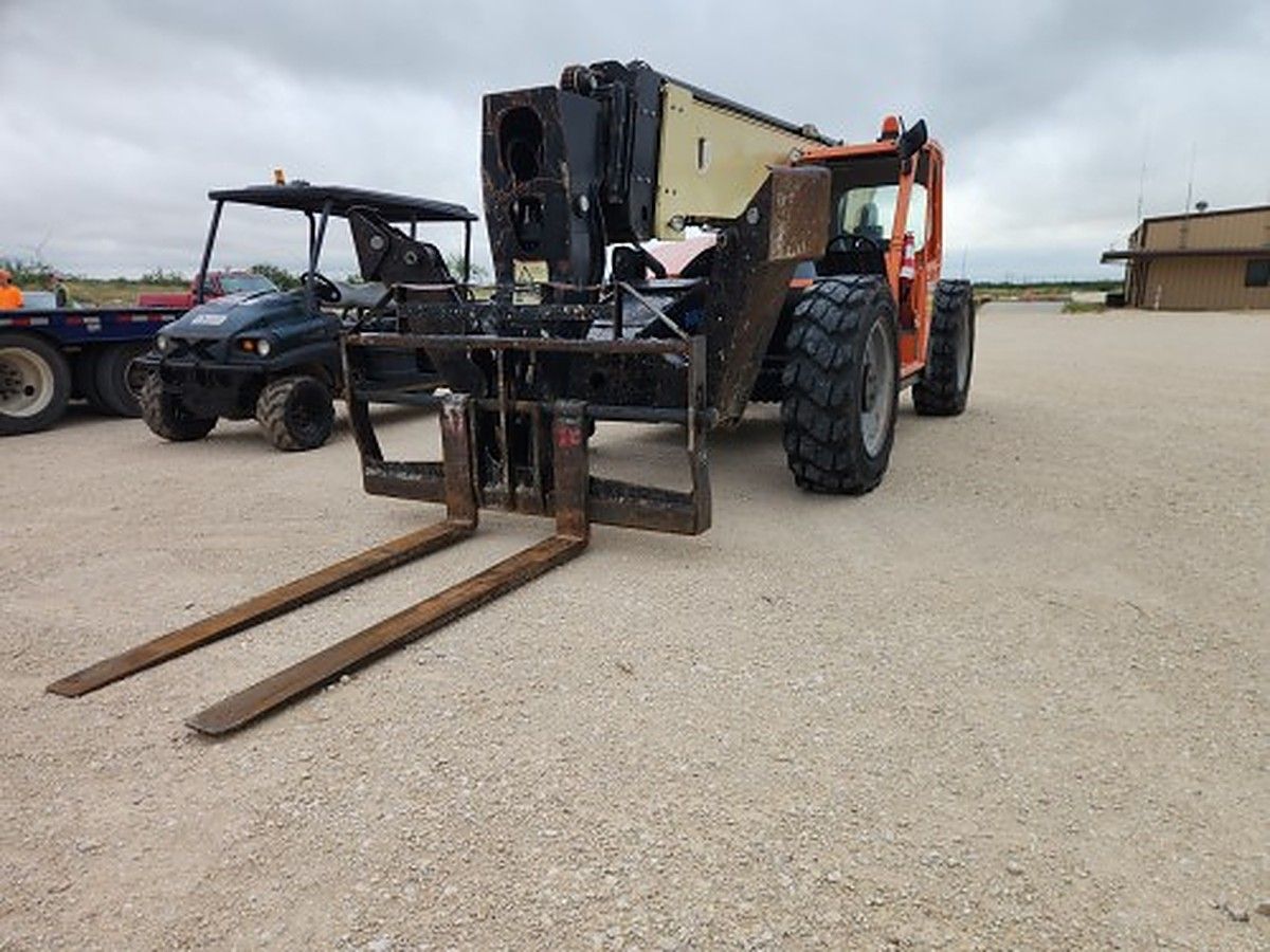 JLG 1055 photo 4
