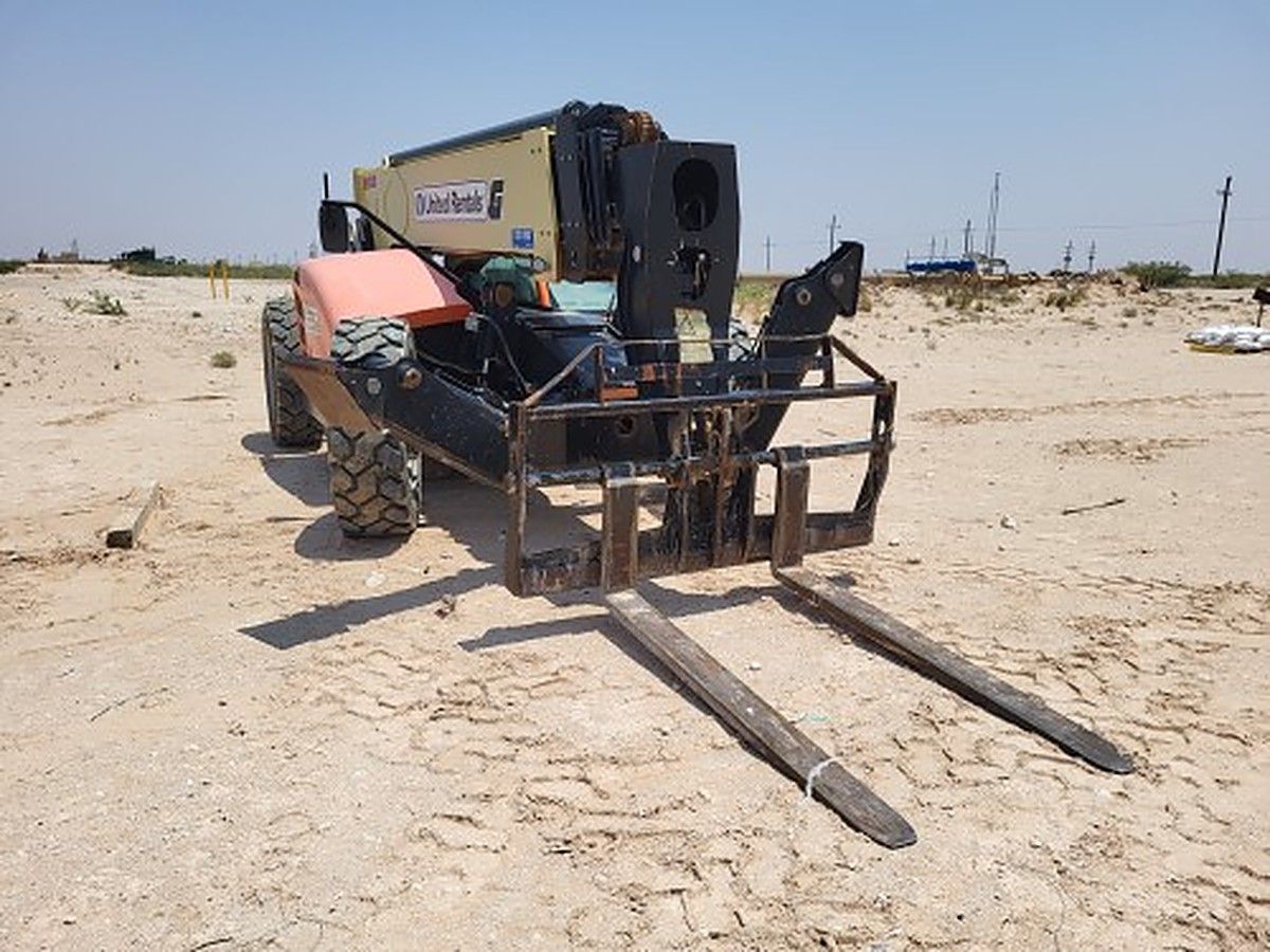 JLG 1055 photo 8