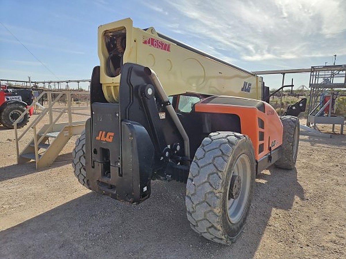 JLG 1055 photo 2