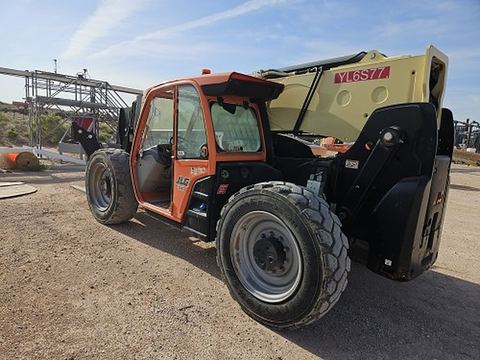 2018 JLG 1055 Forklift Variable Reach 10000# 50'-62'