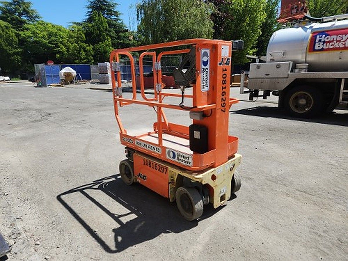 JLG 1230ES photo 4