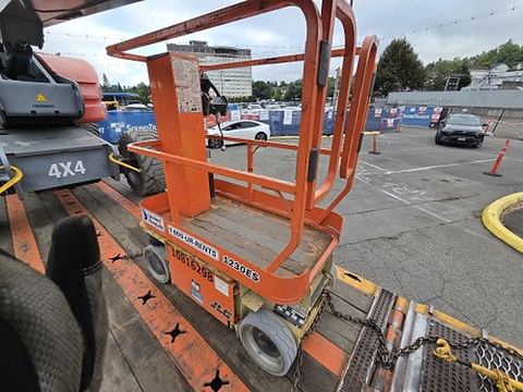 2018 JLG 1230ES Vertical Lift 12' Elec Self Propelled