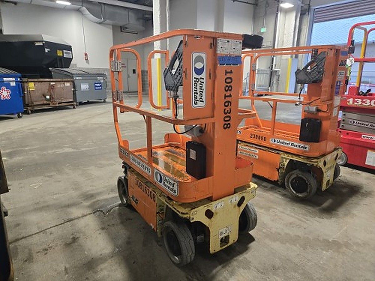 JLG 1230ES photo 3