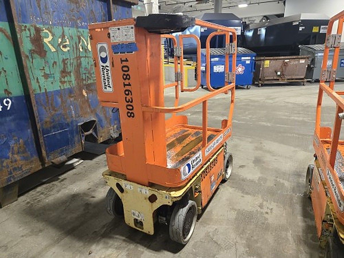 JLG 1230ES photo 4
