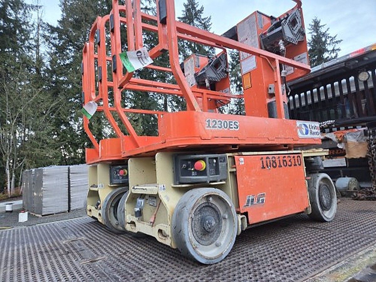 JLG 1230ES photo 4