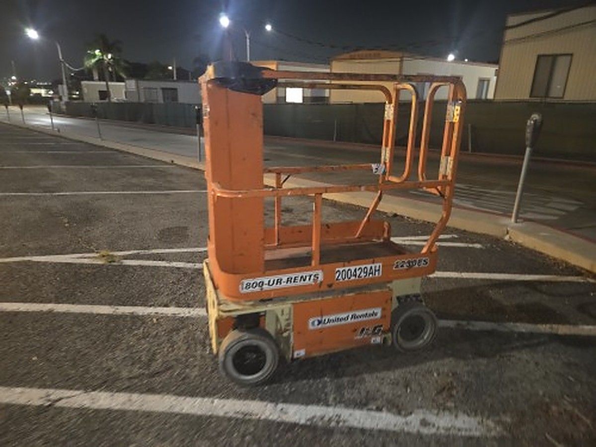 JLG 1230ES photo 4