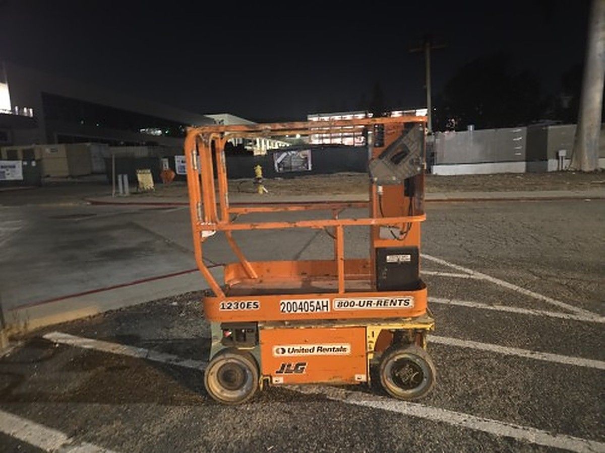 JLG 1230ES photo 5